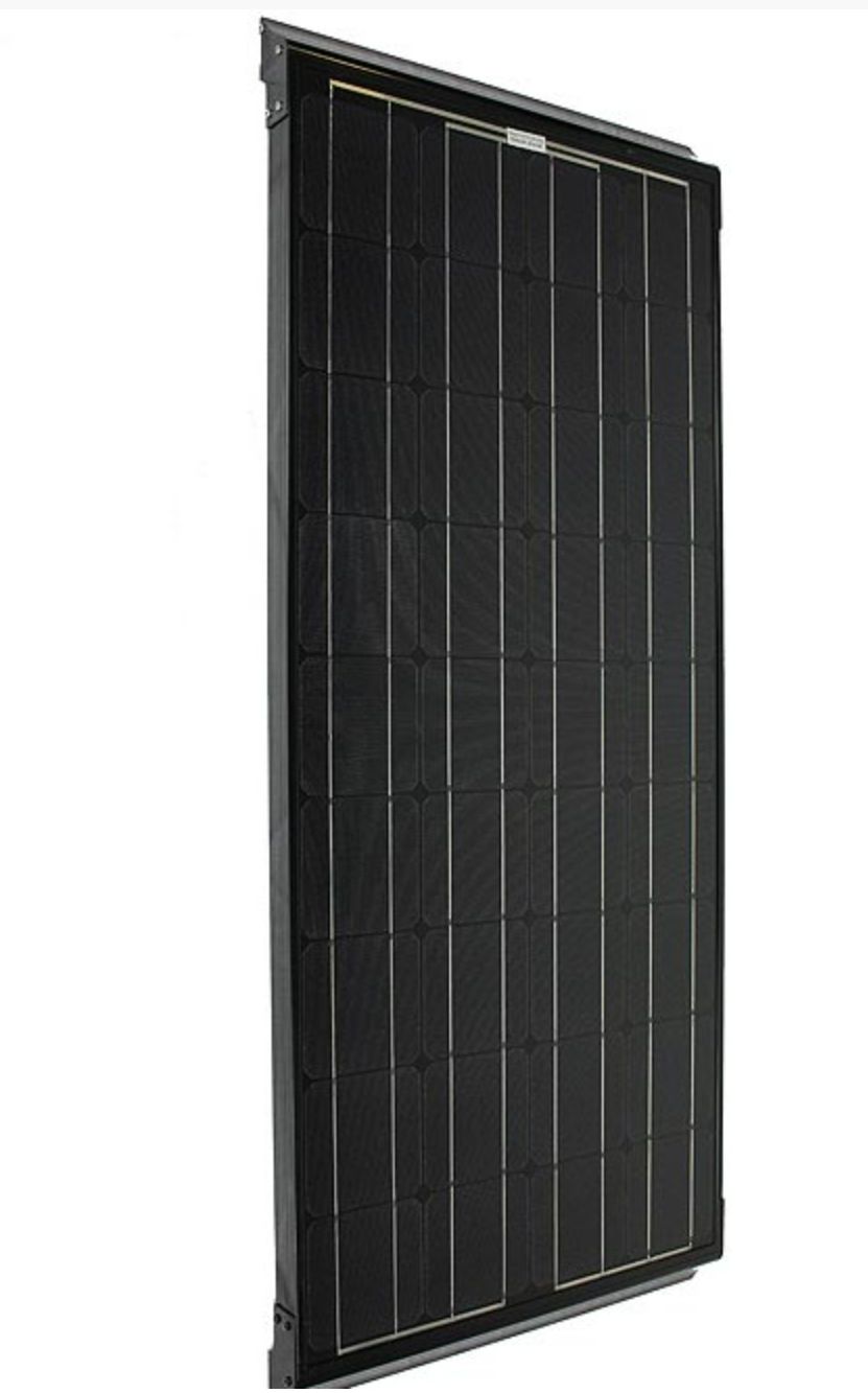 Schwarzes 100Wp Solarmodul von SolarSwiss