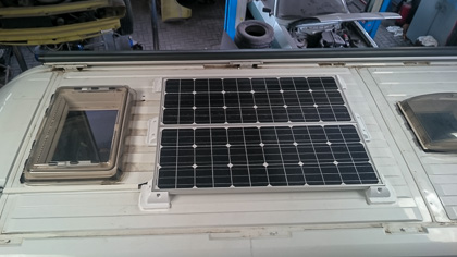 12V Solarpanele für den Kastenwagen Selbstausbau